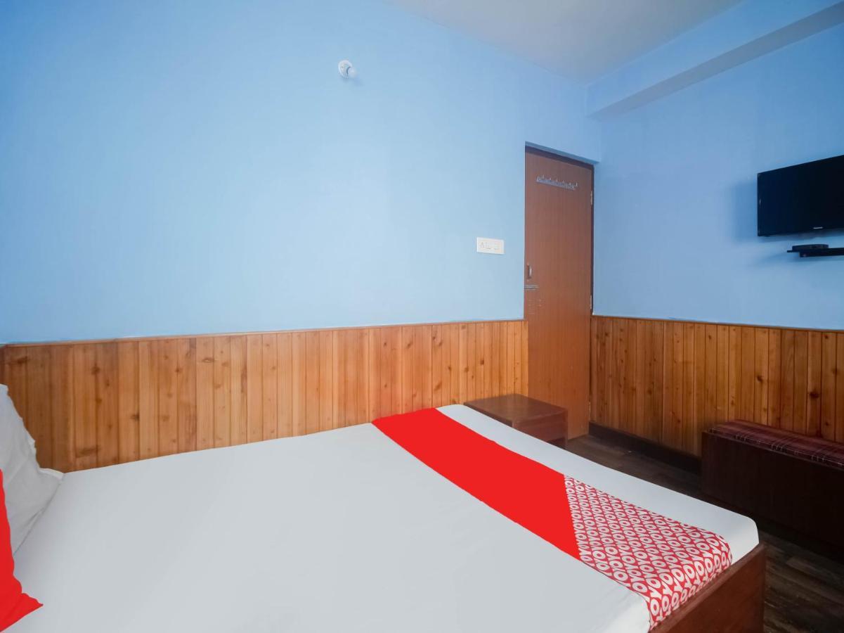 Oyo 79616 Hotel Mayur 大吉岭 外观 照片